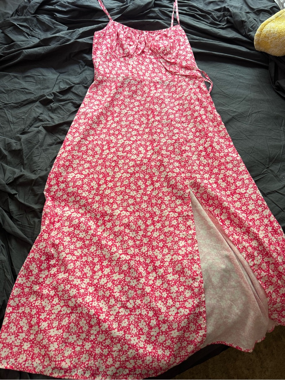 SHEIN Pink Floral Spaghetti-Strap Maxi Dress with Side Slit - Picture 7 of 8